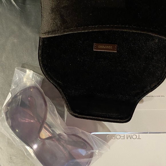 Tom Ford Sunglasses NWT 🔥🔥🔥 - Picture 11 of 11